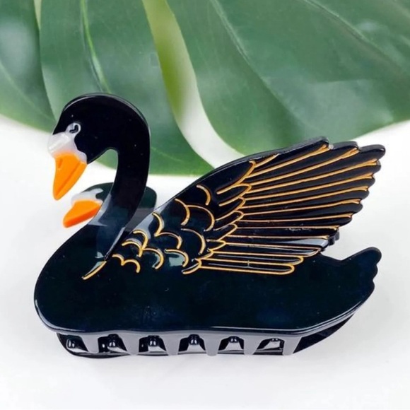 2/$30🌵 Black Swan Claw Clip Hair Accessory Acrylic Hair Clip Bird Gift NEW - Picture 9 of 12